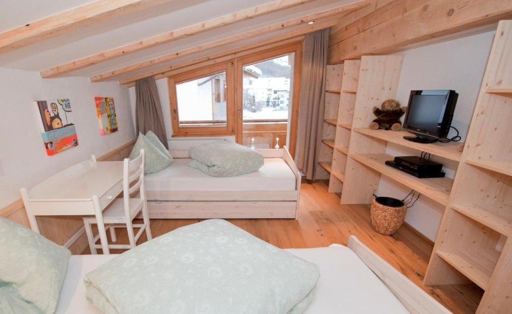 Apartment Chasa Seraina
